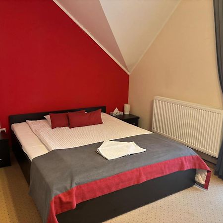 Hotel Klaudia Juszczyn Extérieur photo