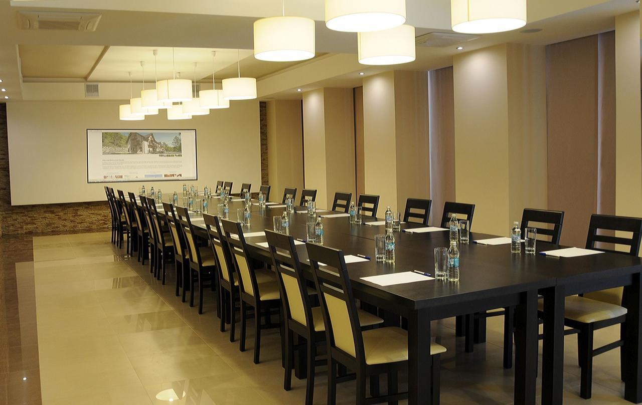 Hotel Klaudia Juszczyn Extérieur photo