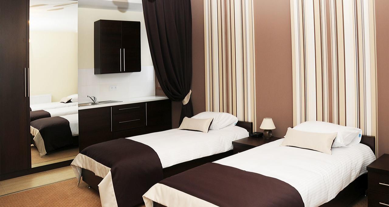 Hotel Klaudia Juszczyn Extérieur photo