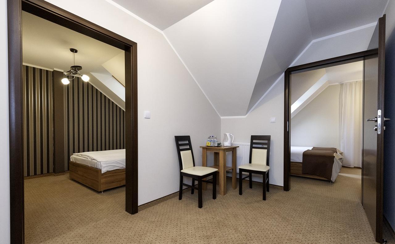 Hotel Klaudia Juszczyn Extérieur photo