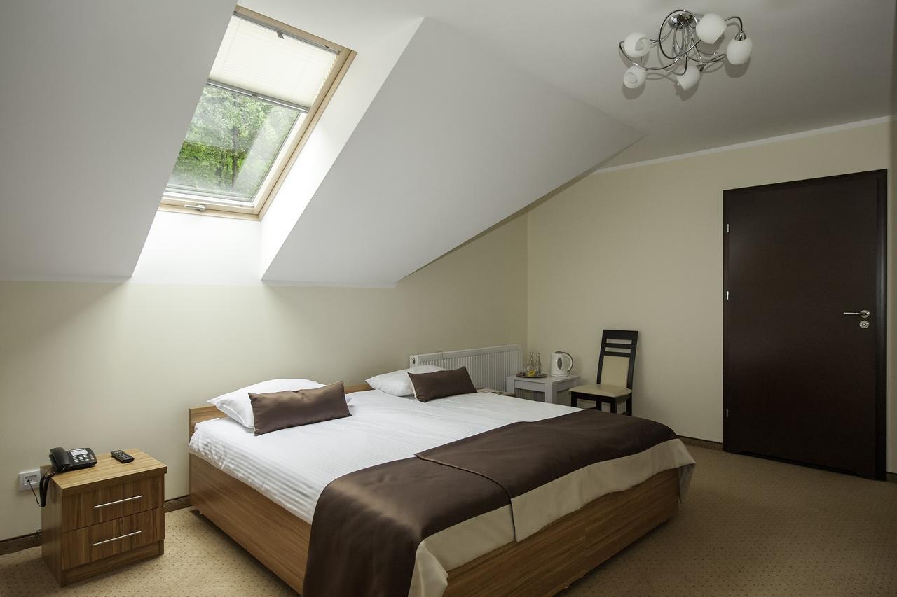 Hotel Klaudia Juszczyn Extérieur photo